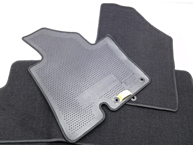 OEM Hyundai Veracruz Floor Mat Set Round Grommet Holes U81403J002WK