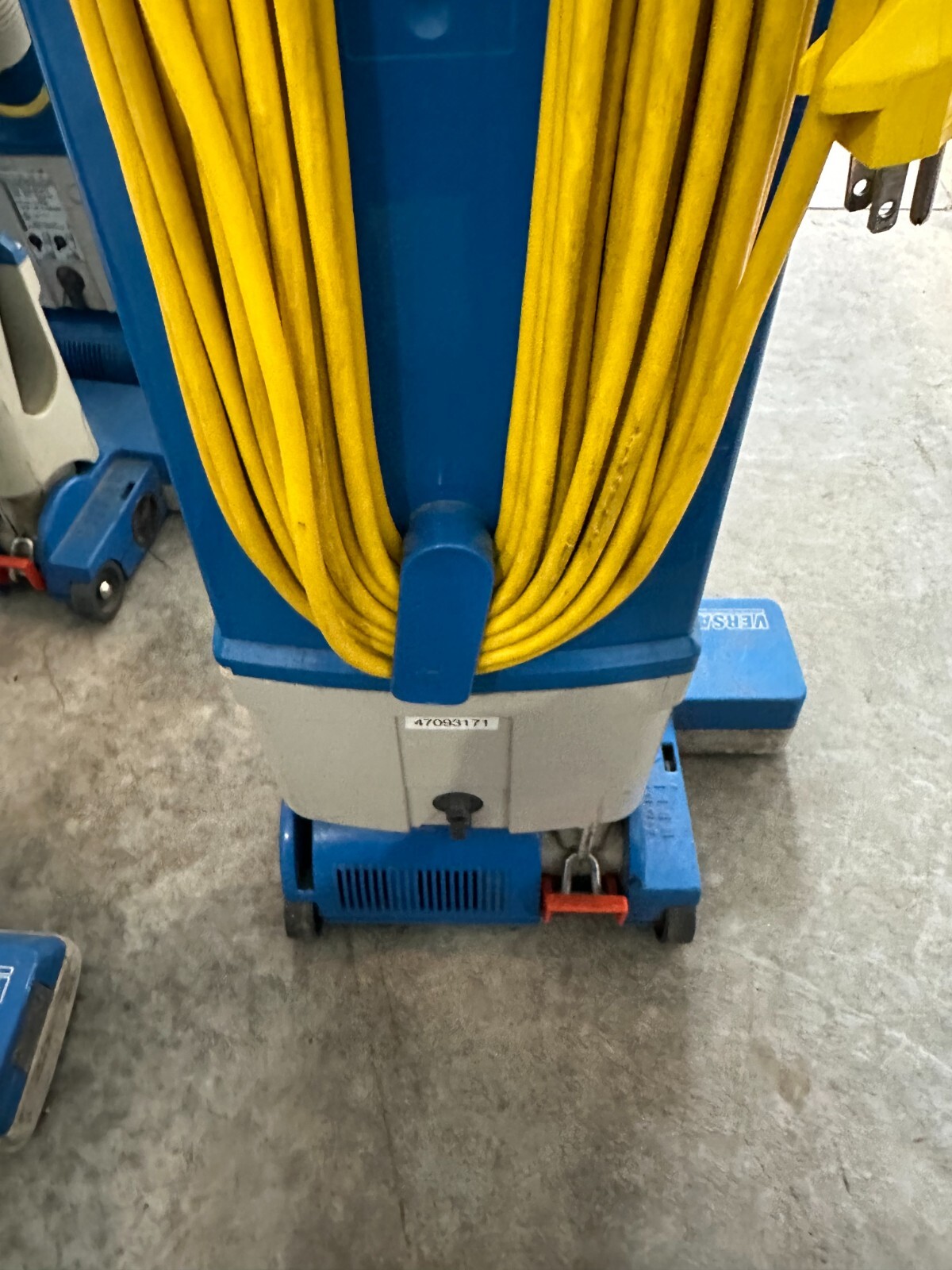 Windsor VS 14 VSP14 Commercial Upright Vacuum Cleaner Excellent eBay