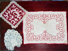 ANTIQUE LACE - Set of 3 Linen Embroidery