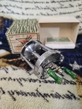 Vintage Pflueger Akron Model 1894 Level Wind Fishing Reel