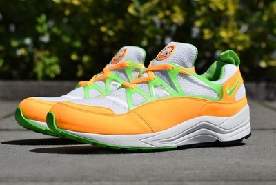 Nike Air Huarache Light Atomic Mango New In Box - Rare  42 AIR MAX 1 90 JORDAN