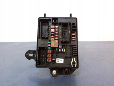 CADILLAC CTS III SICHERUNGSKASTEN 23134073