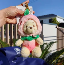 Authentic Shanghai Disney Winnie The Pooh Peach Cute Cartoon Plush Keychain New