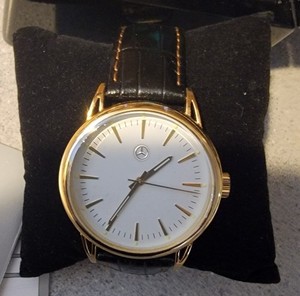 Montre Bracelet Mercedes-Benz Ancienne - Pour Homme - État D'occasion