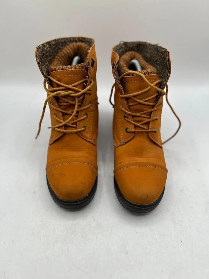 Refresh Ankle Winter Boot Women's Sz 7 Leather Block Heel Round Toe Lace-Up - Image 2 of 4