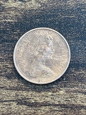 1976 UK United Kingdom Great Britain One 1 New Penny Actual Coin TB401*