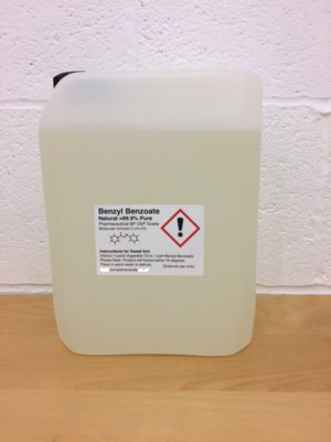 Produktbild von Benzylbenzoat 99,9% Rein – USP/BP/FCC Qualität, 1 Liter, Hergestellt In Großbritannien, Für Pharmazeutische & Kosmetische Anwendungen
