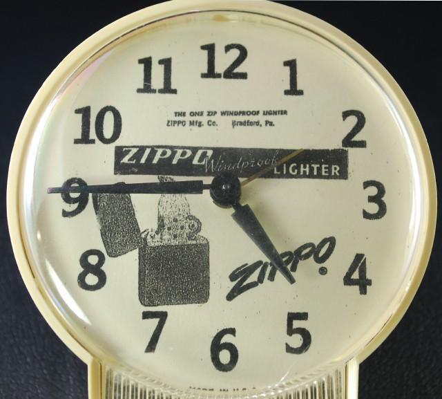 Rare Vintage Zippo Black Crackle WW2 Zippo Lighter Front Motif