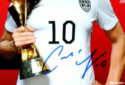 CARLI LLOYD Signed July 20, 2015 Sports Illustrated World Cup