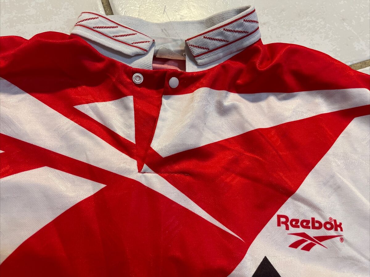 Rare Vintage REEBOK FC Utrecht 1996/1997 Home Jersey Men's Rare Vintage REEBOK FC Utrecht 1996/1997 Home Jersey Men's