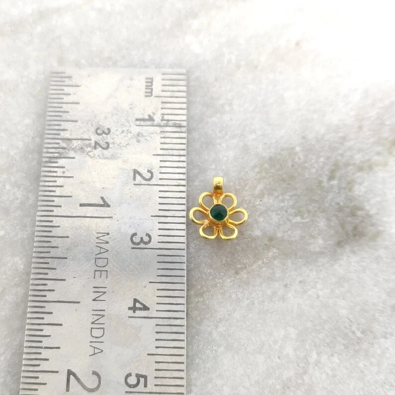 18k Yellow Gold Floral Style Charm Pendant Findings DIY Jewelry Finding Supplies - Image 4 of 4