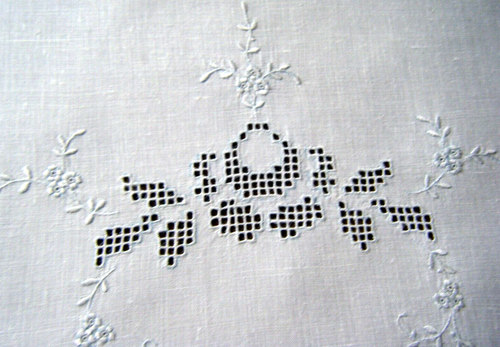Antique Guest tea Towel Appenzell and Punto Quadro Embroidery Italian - Picture 2 of 5