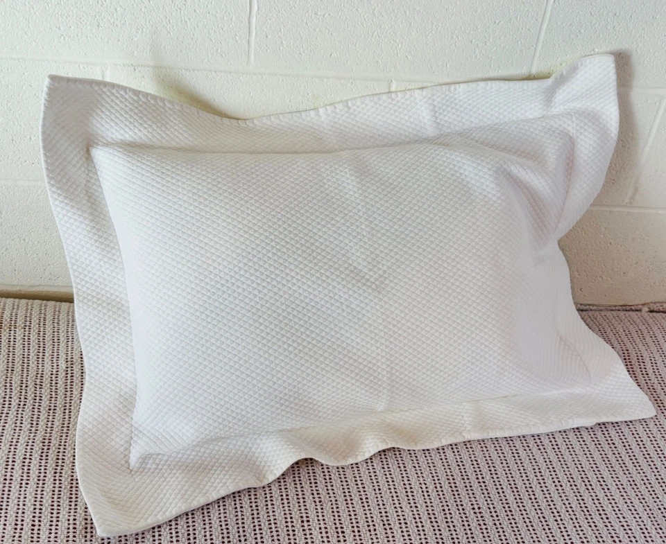 Cuddledown Acolchoado Diamantes Matelassé Off White FARSA EUROPEIA 27x25 100% Algodão - Imagem 2 de 4