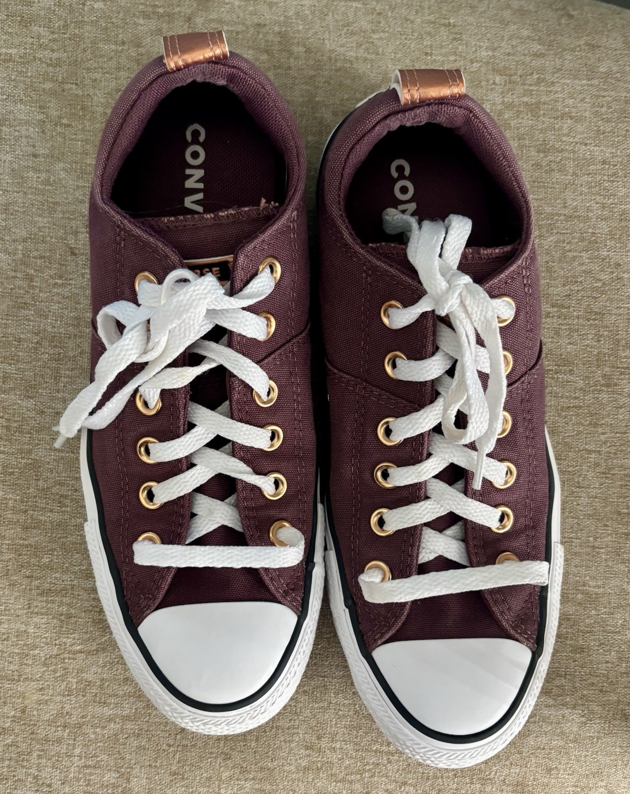 Size 8- Converse Chuck Taylor All Star Madison OX Maroon/Ros