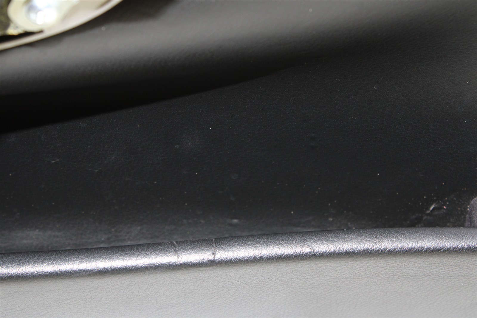 2013 Maserati GranTurismo S Left Door Trim Panel Cover 08-13