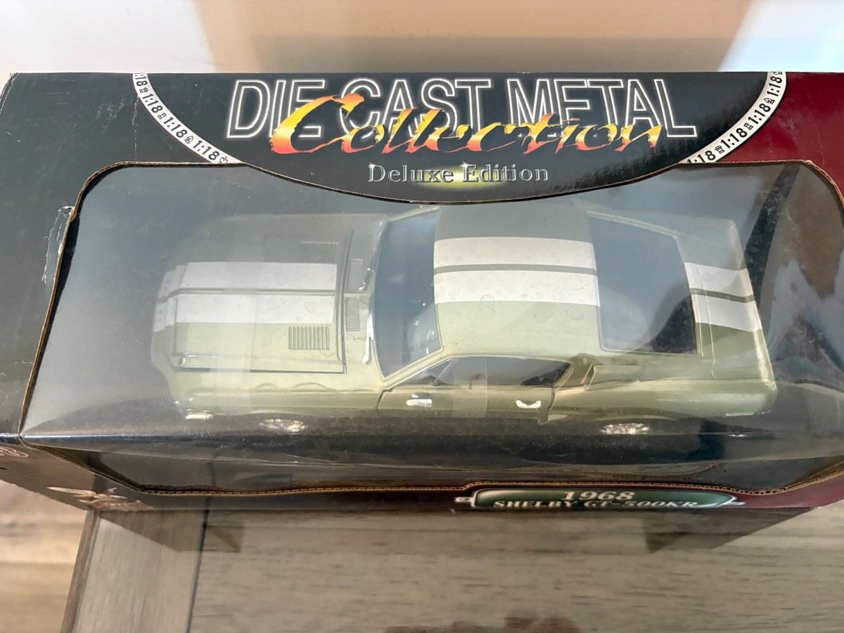 1968 Mustang Shelby GT-500KR Road Signature 1:18 Die-Cast Yat Ming