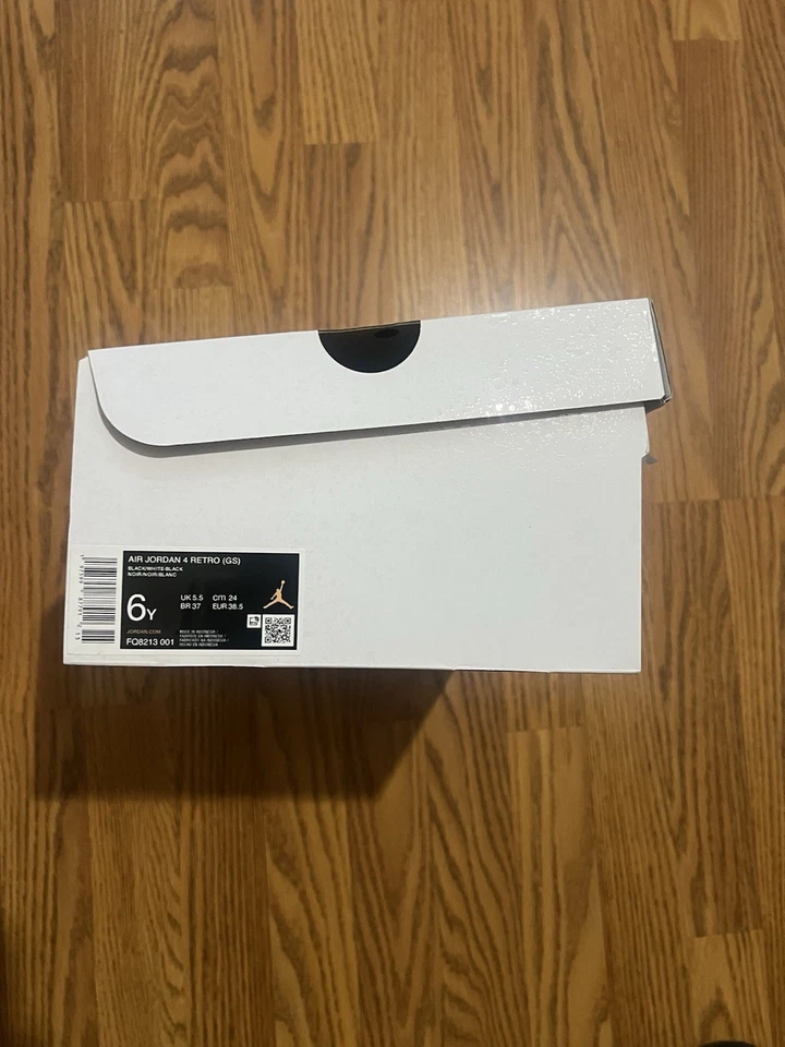 Air Jordan 4 “White Thunder” GS Talla 6 – 100% Auténticas - SKU FQ8213 001 Foto 2 de 4