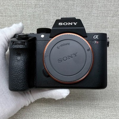 Sony Alpha ILCE-7RM2 A7R ii A7R II 42.4MP Digital Camera Body Only
