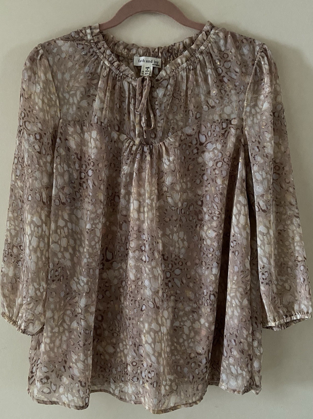 Faith and Joy Women’s XL Leopard Print sheer Blouse Metallic Shimmer Boho/flowy