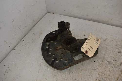 KNUCKLE, STEERING LH *{MODEL K5/K6/K7}*