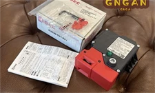 NEW IDEC HS1L-DQ4 Safety Door Lock Switch HS1L-DQ44KMSR-G US free tax  DHL