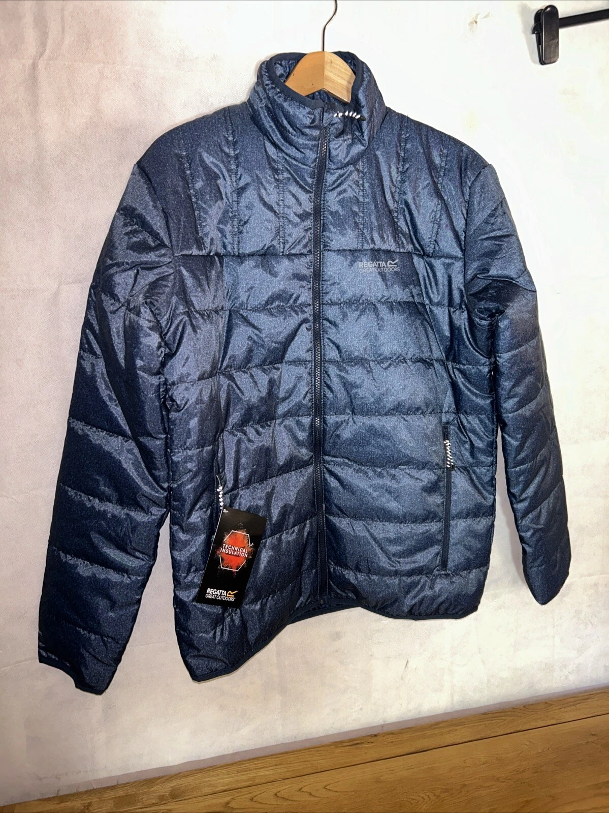 Mens Regatta Icebound IV Insulated Jacket. New Tagged Size Medium