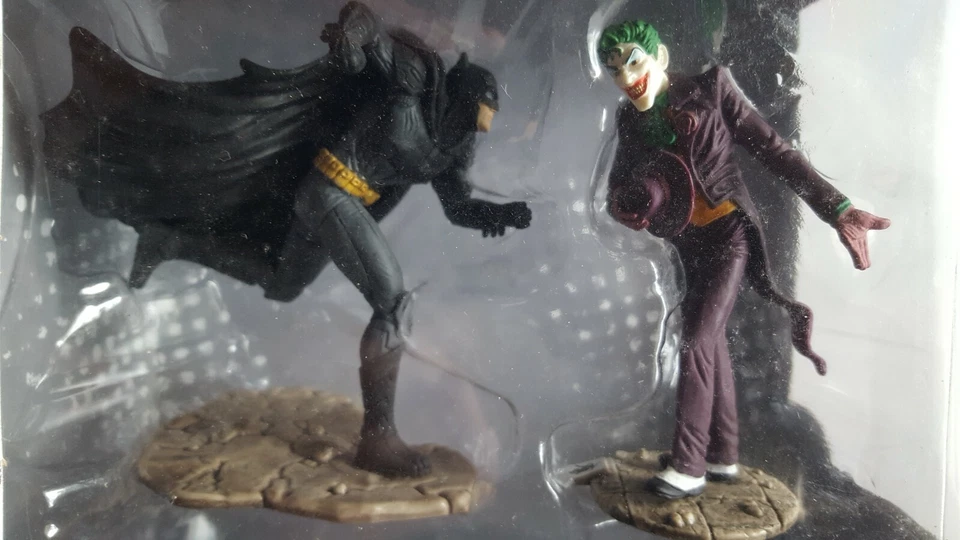 正义联盟蝙蝠侠与小丑(2015 年全新 OOP)#22510 Schleich 收藏品 — 第 2/4 张图片