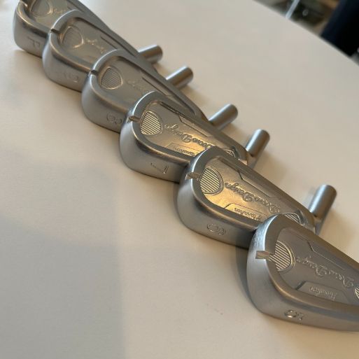DOCUS JAPAN Left Handed Iron Set FORGED CB 5-9PW Head Only DOCUS JAPAN Left Handed Iron Set FORGED CB 5-9PW Head Only