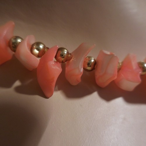 Collana Pietra Corallo Perla Metallo Placcato Oro Chiusura Ottone Gioiello Donna - Foto 2 di 12