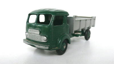 Dinky Toys - 1:35 - ref. 33 Simca Cargo - Fabriqué en France