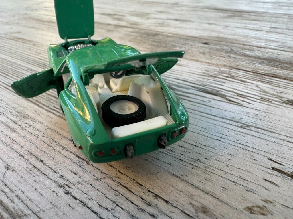 Picture 6 of 9
