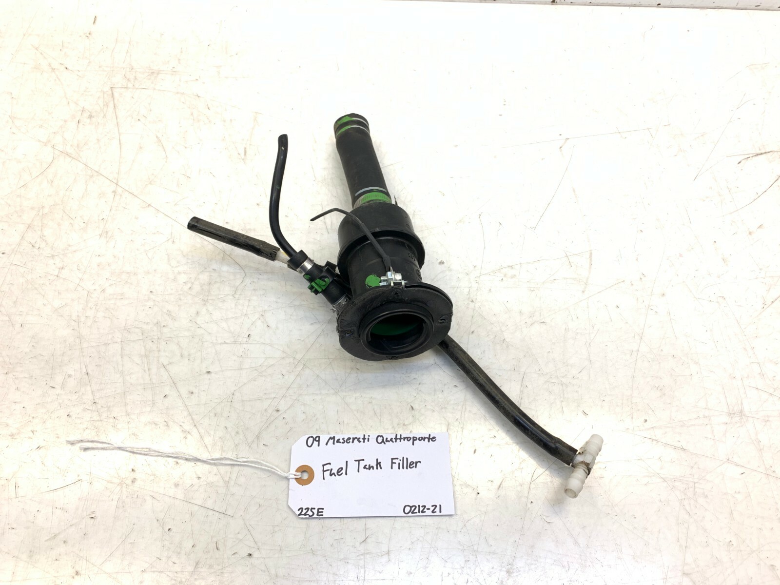 08 09 10 11 12 MASERATI QUATTROPORTE FUEL TANK FILLER NECK OEM