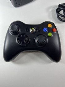 Microsoft Xbox 360 Slim 4GB Disneyland Adventures Kinect in Box Tested 5 Games