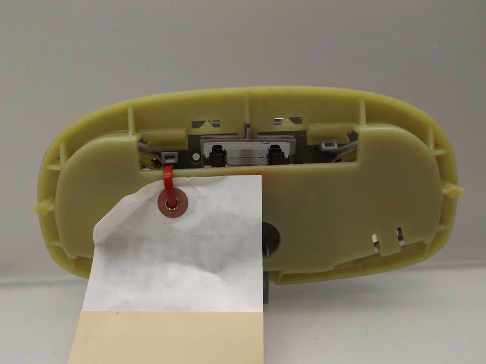 2005–2007 Ford Freestyle Dome Light Used OEM YF1Z13776AA - Image 3 of 4