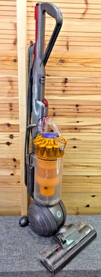 Dyson Upright Vacuum Carpet Cleaner DC40 Animal Pet Used