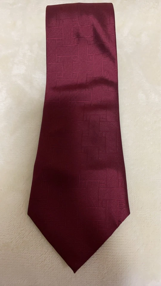 Corbata Hugo Boss rojo brillante 10,2 cm/4,0 pulgadas de ancho 100 % seda hec... - Imagen 2 de 4
