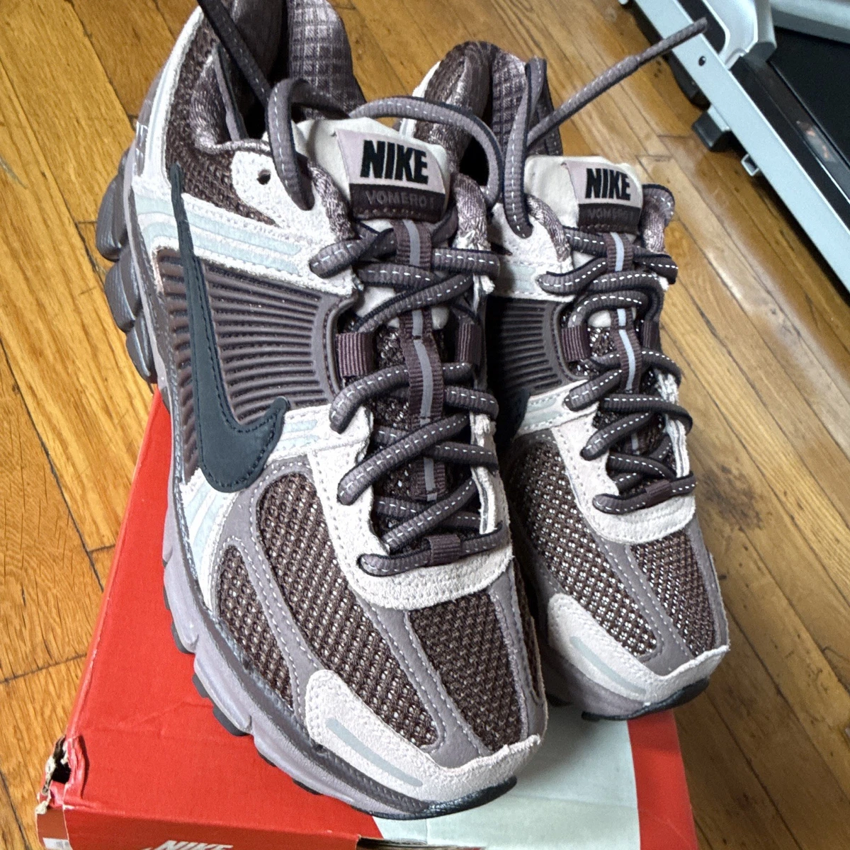 Nike Air Zoom Vomero 5 Plum Eclipse W for sale | eBay
