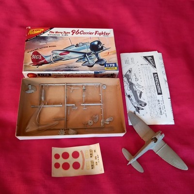 VINTAGE MODELLBAUSATZ, NICHIMO THE NAVY TYPE 96 CARRIER FLIGHT