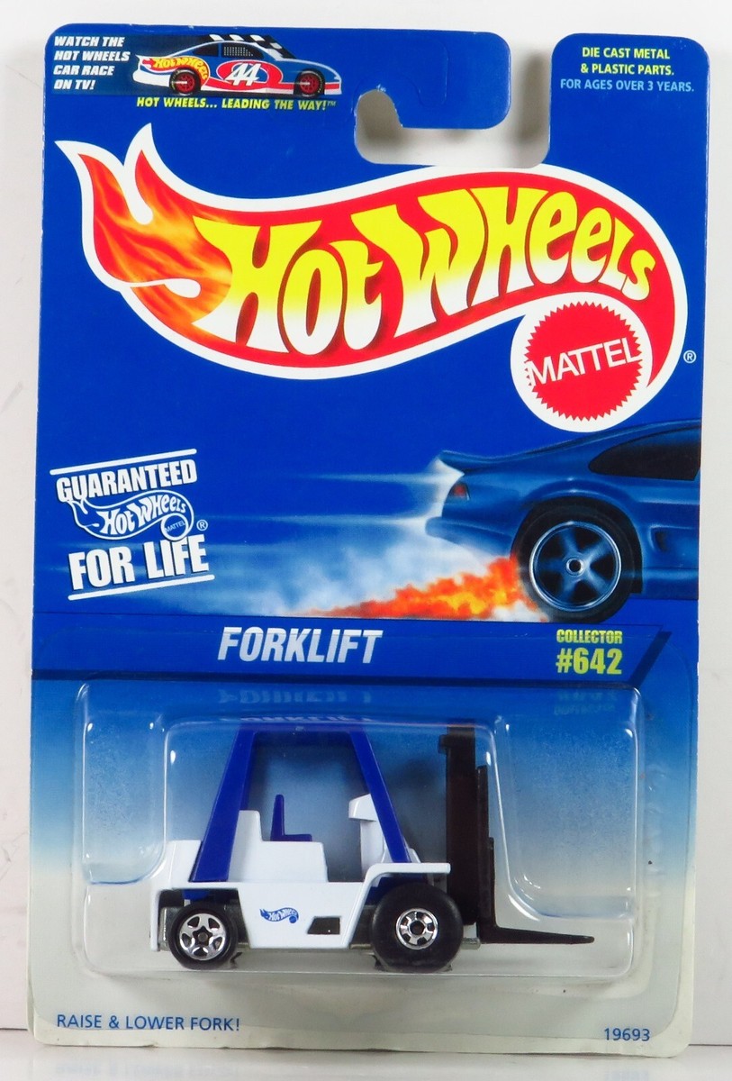 Hot Wheels Mainline 1997 Blue Card Collector # 642 Cat Forklift