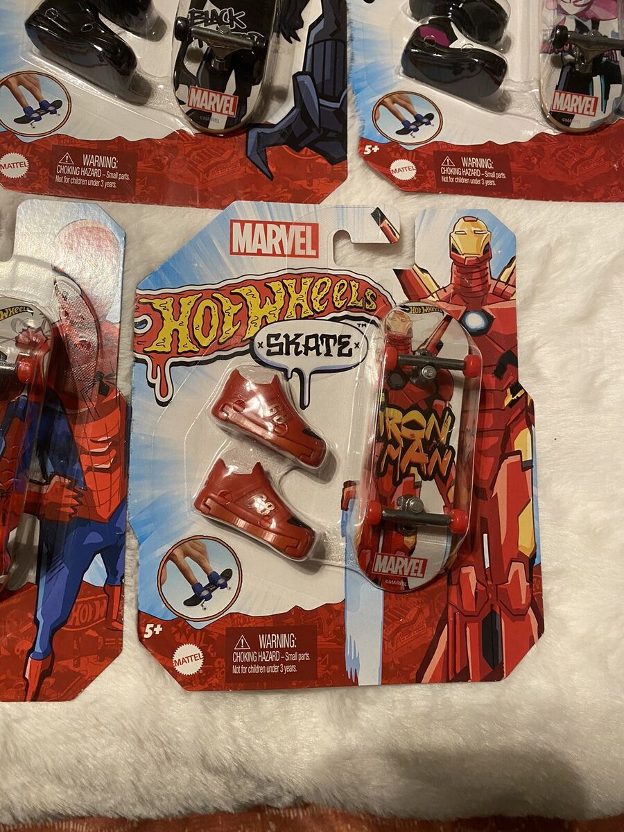 Hot Wheels Skate Marvel Iron Man Finger Skateboard