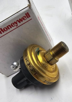 Honeywell Pressure Switch 76575-4 PSI Propane or Dual Fuel Pump Assembly