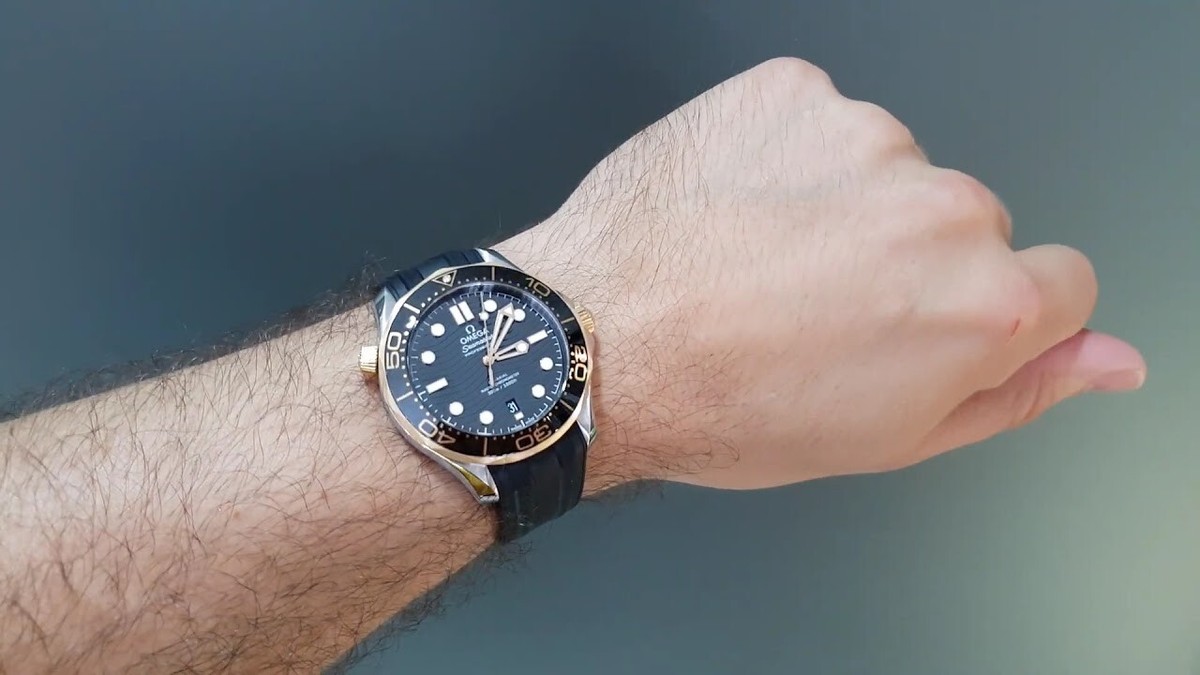 「セール」OMEGA シーマスター300MASTER CO-AXIAL Omega Seamaster 300 Omega Co - axial Master Chronometer 39