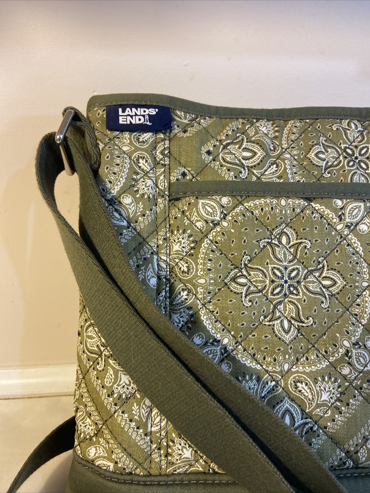 Lands' End Quilted Adjustable Crossbody Bag Moss Green Print Purse