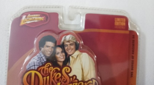 Johnny Lightning Dukes of Hazzard Yellow 1972 Daisy Plymouth Road Runner LTD ED - Picture 6 of 7