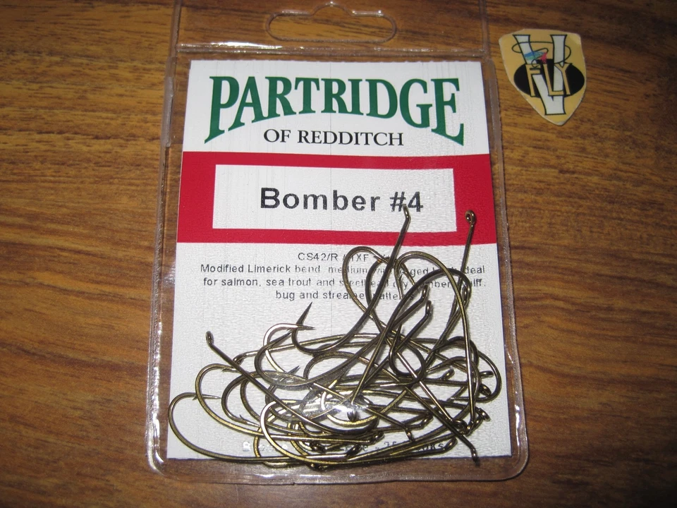 25 Partridge CS42/R Classic Salmon Single Bomber Hooks 5 Size Options  - Image 3 of 4