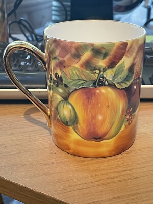 2 X ORCHARD FRUIT GOLD DESIGN TASSEN BECHER MADE IN ENGLAND (AYNSLEY?)