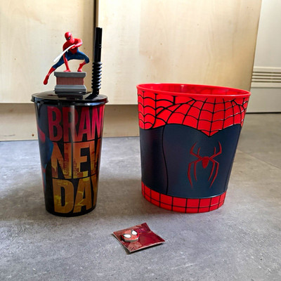 Spider Man Brand New Day Popcorn Bucket + Sammelbecher + Pin Fan Menü UCI