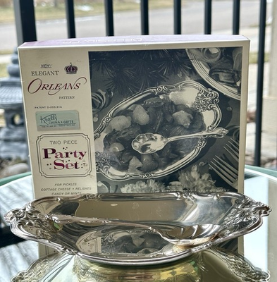 #ad VTG MCM International Silver Co. Orleans Silver Plated Two Piece Party Set 448 $21.25