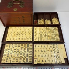 Antique Chinese Mahjong Set Bone Tiles with Wooden Case Traditional Art Japan