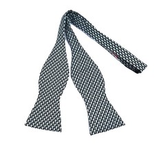 Vineyard Vines Silk Bow Tie Navy Blue Whales Adjustable Self-Tie